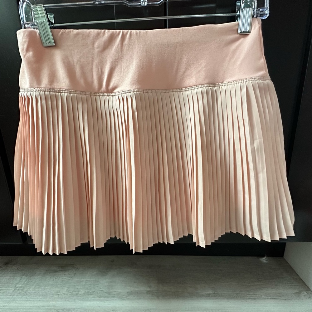 Halara Pleated Pink Skirt